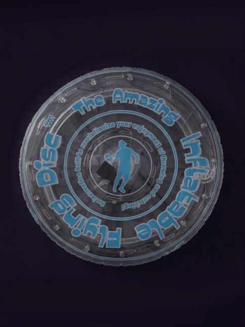 Light show demonstration of 12-inch multicolor LED flying disc with blue and white printing Light show demonstration of 12-inch multicolor LED flying disc with blue and white printing